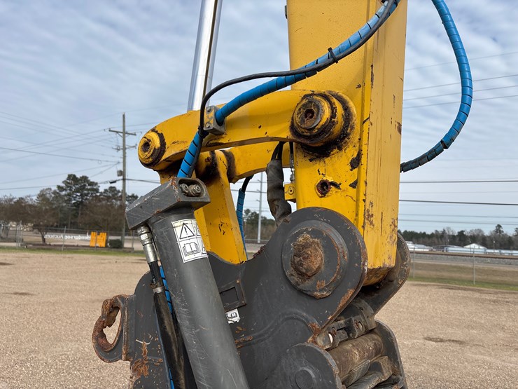 2022-komatsu-pc138us-lc-11-image-21