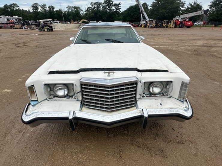 #22600-•-1978-ford-thunderbird-|-for-parts-&-repairs-only-image-5