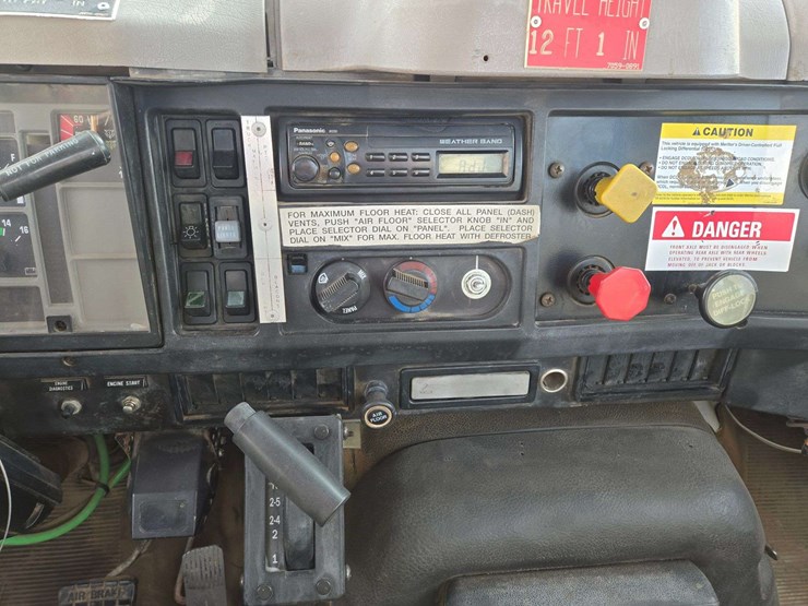 2001-international-2001-image-28