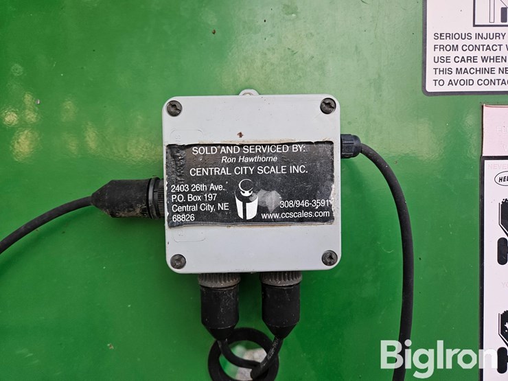 2009-j&m-875-18-image-10