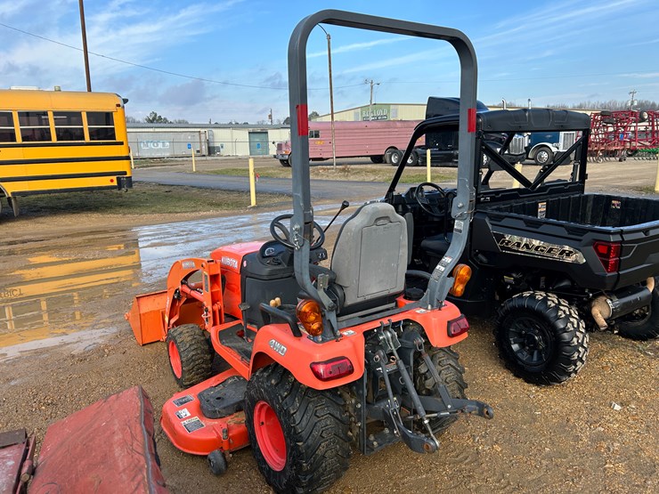 2013-kubota-bx2670-image-4
