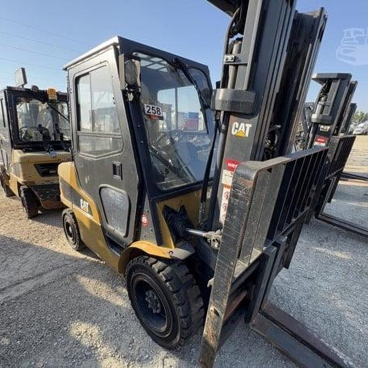 2020 CATERPILLAR GP30N