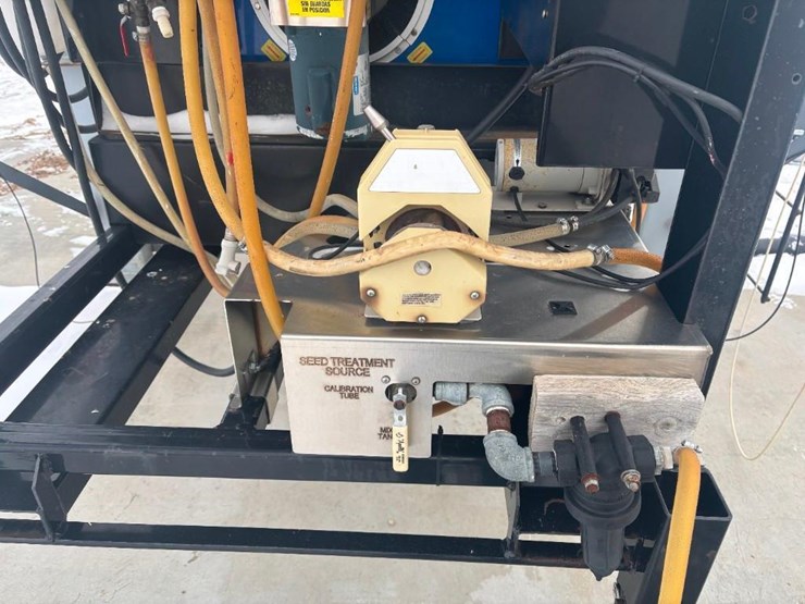 2015-usc-lpx2000-seed-treating-system-image-13