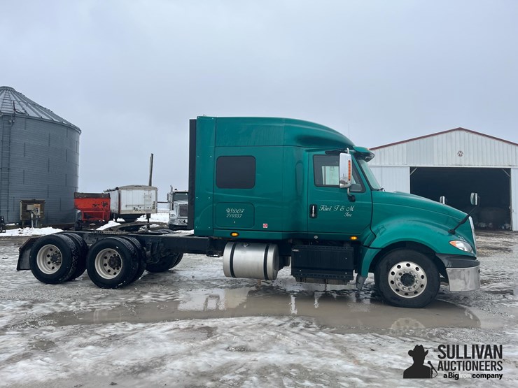 2016-international-prostar-image-4