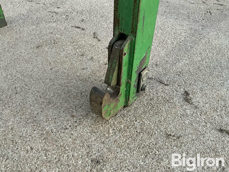 john-deere-cat-2-3-pt-quick-hitch-image-18