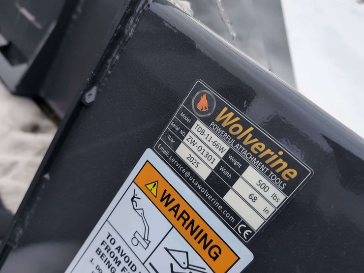 (1)-wolverine-66"-skid-steer-track-duty-bucket-tdb-11-66w-image-5