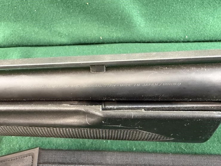 browning-mdl.-bps-field-model-12ga-shotgun-image-12