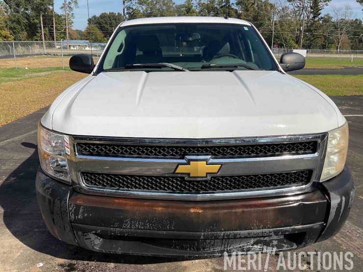 2007-chevrolet-silverado-1500-image-2
