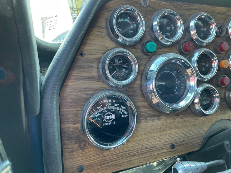 1996-western-star-4900-image-29