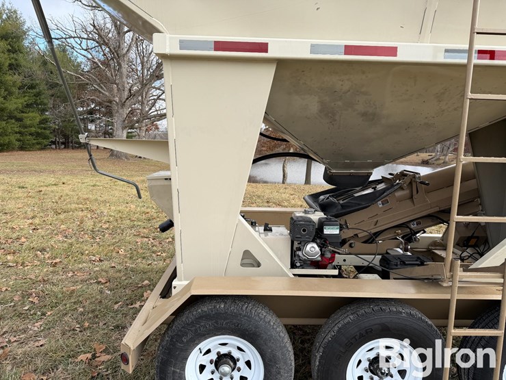 2013-unverferth-3750-image-19