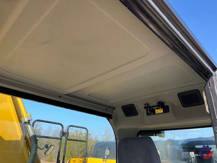 2018-caterpillar-326fl-image-106