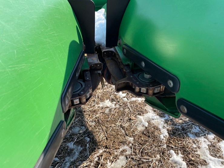 2012-john-deere-608c-image-7