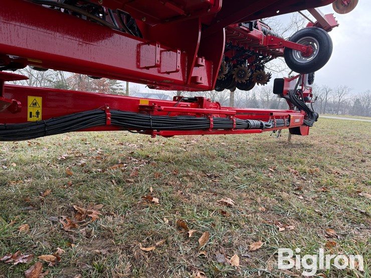 2013-case-ih-1245-image-13