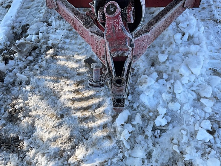 new-holland-354-image-14