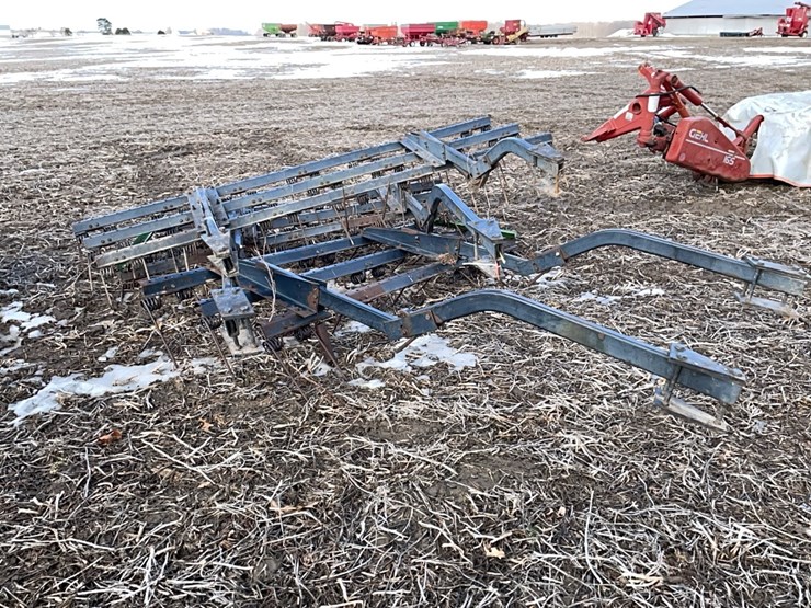 john-deere-630-image-1