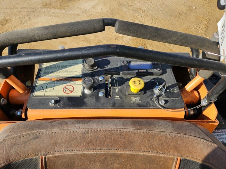 #184-•-scag-stand-up-zero-turn-mower-image-11