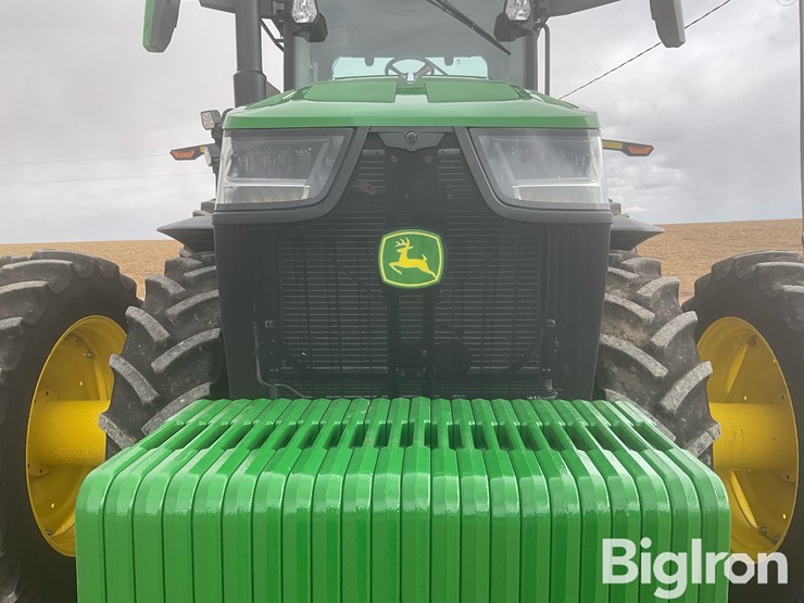 2021-john-deere-8r-340-image-19