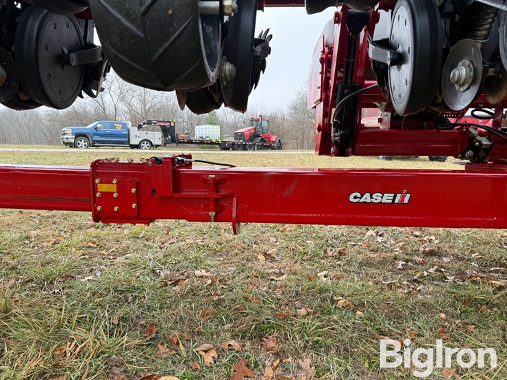2013-case-ih-1245-image-18