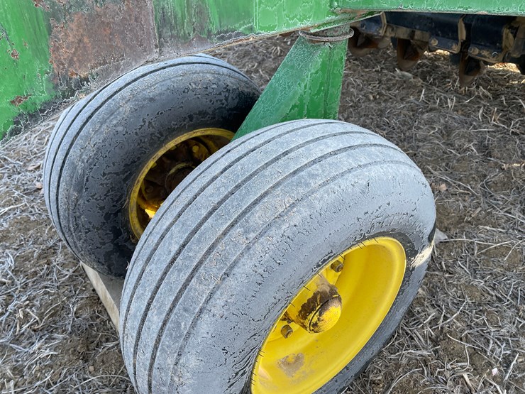 john-deere-750-image-5
