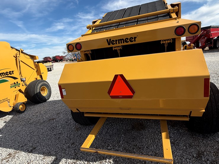 vermeer-605sm-image-9