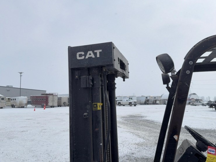 caterpillar-v50d-image-15