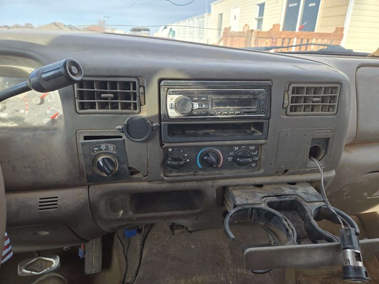 2002-ford-f250-image-15