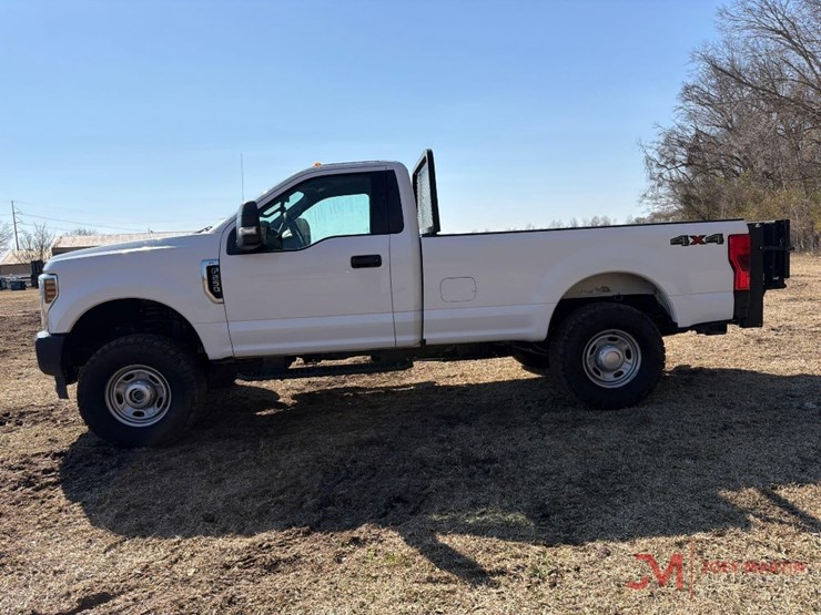 2018-ford-f250-xl-image-6
