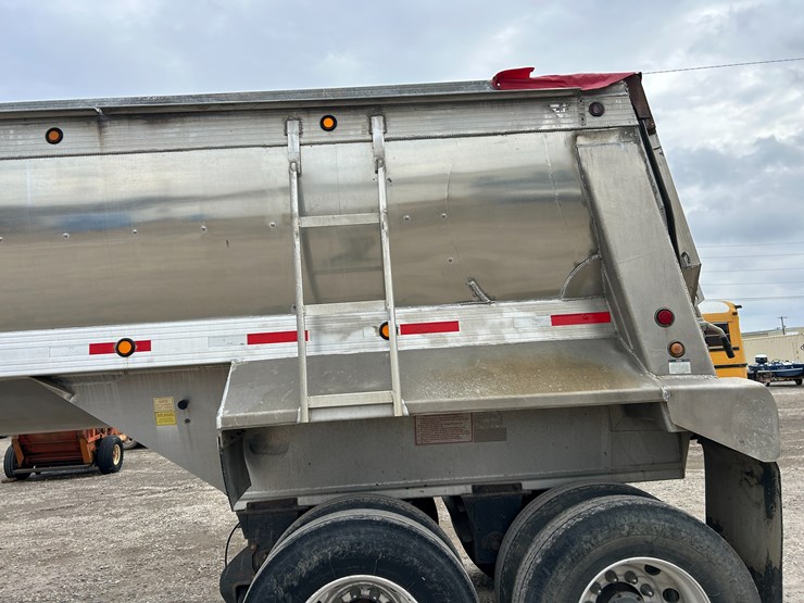 2015-travis-39-image-17