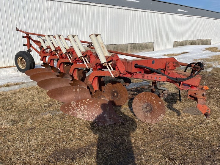 case-ih-720-image-1