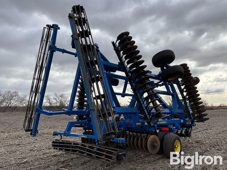 2016-landoll-7431-29-image-5