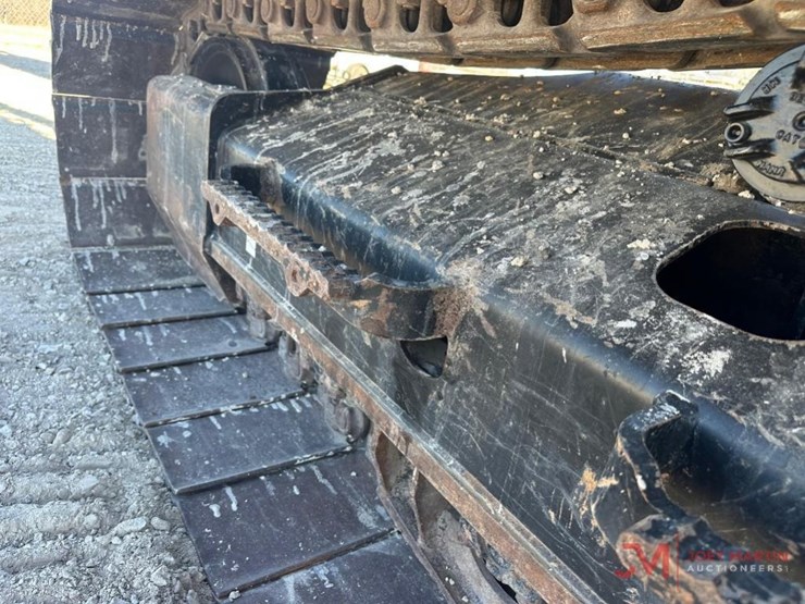 2019-caterpillar-320-image-14