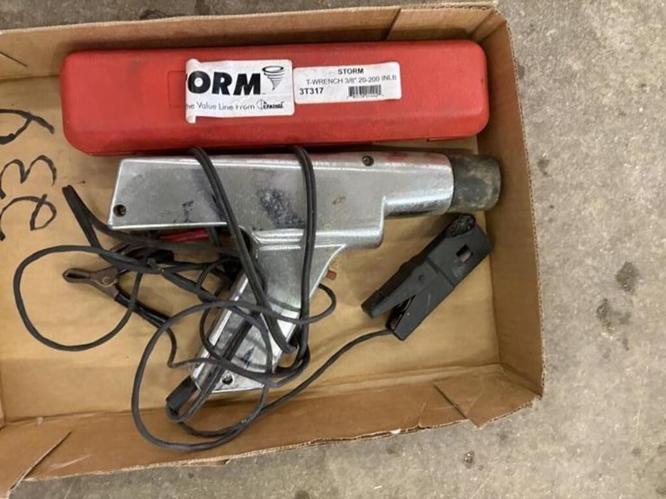 torque-wrench-&-timing-light-image-1