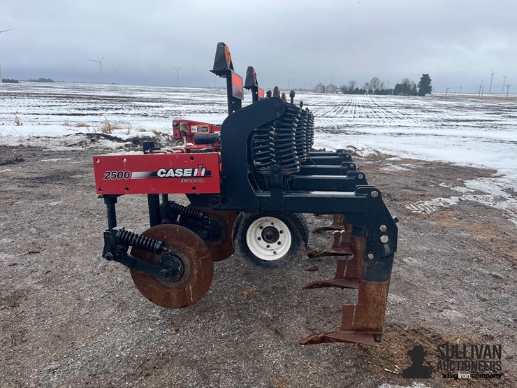 2015-case-ih-2500-image-8