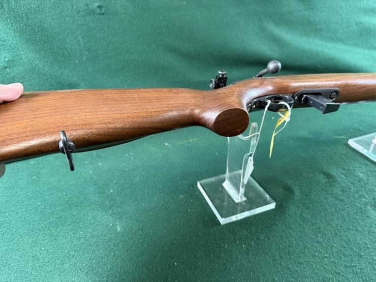 mossberg-mdl.144lsb-22lr-rifle-image-7