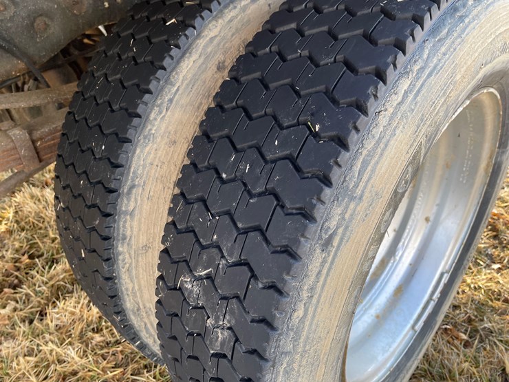 2013-ford-f550-image-10