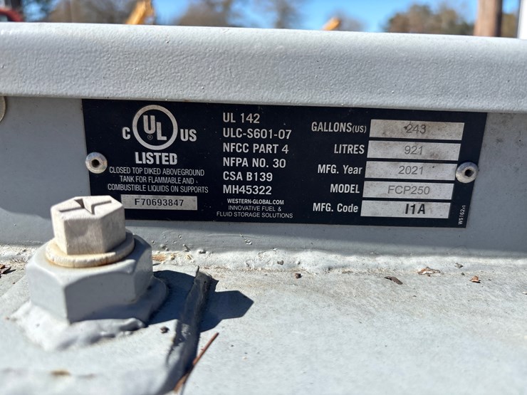 #2789-•-2021-western-global-fcp250-fuel-tank-image-4