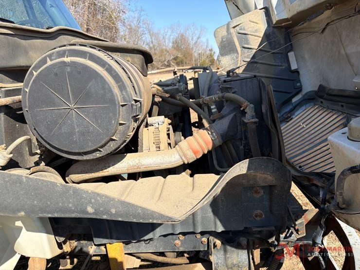 2003-international-durastar-4300-image-25