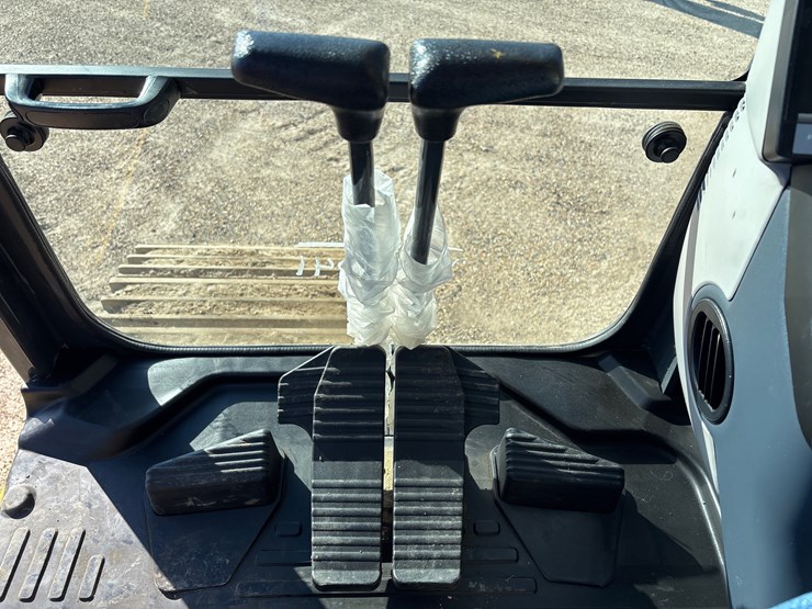 2024-komatsu-pc290-lc-11-image-19