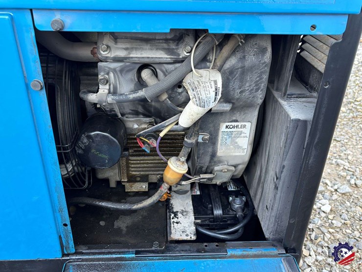 miller-bobcat-250-welder-/-generator-image-8