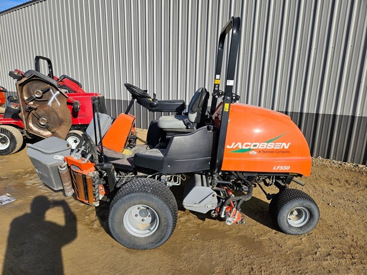 #166-•-jacobsen-lf550-fairway-mower-image-2