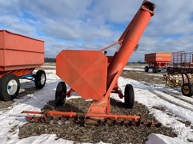 tag-#31,-homemade-grain-bag-unloader-image-7