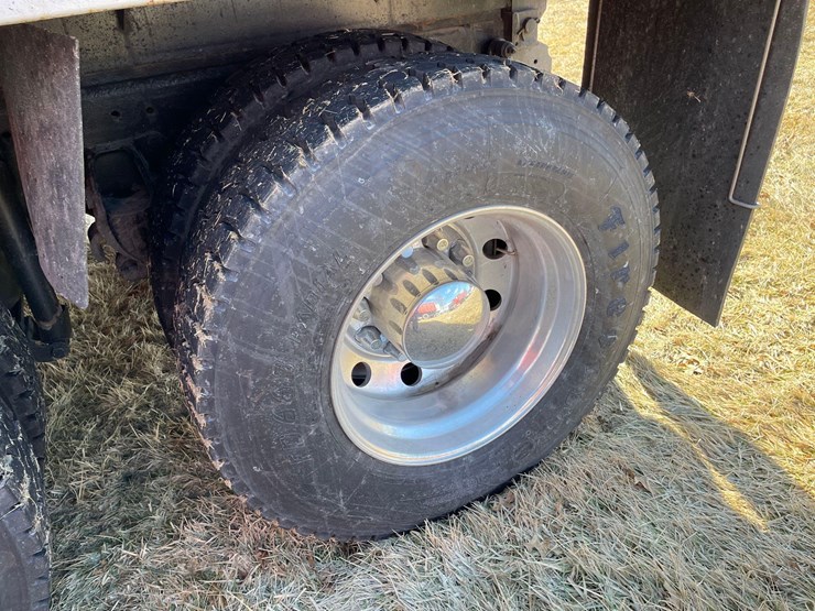 1996-western-star-4900-image-8