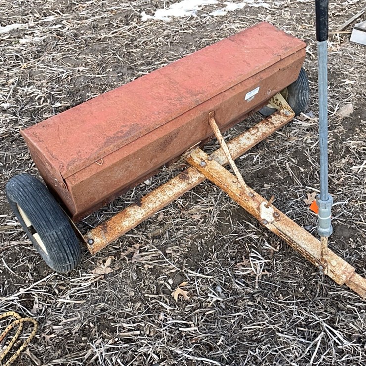 Tag #45, 4' Lime/fert spreader