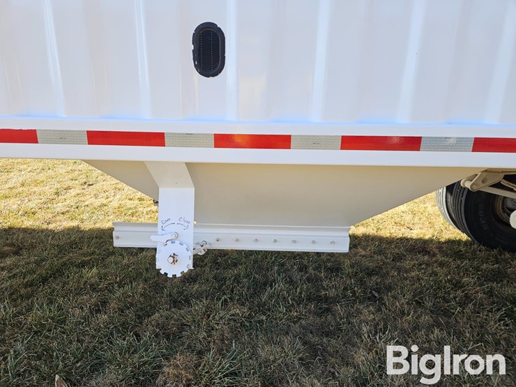 2007-jet-42-image-18