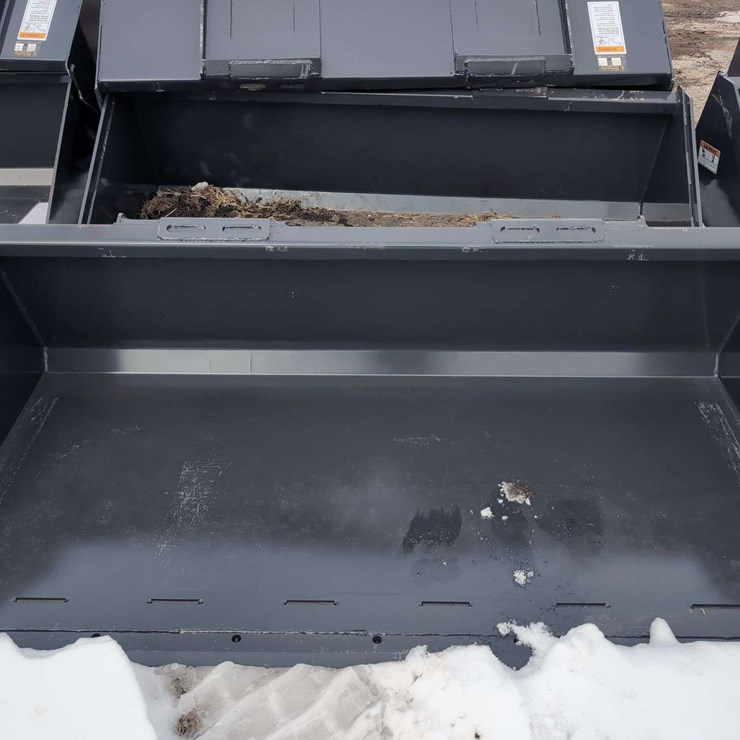 (1) Wolverine 72" Skid Steer Track Duty Bucket TDB-11-72W