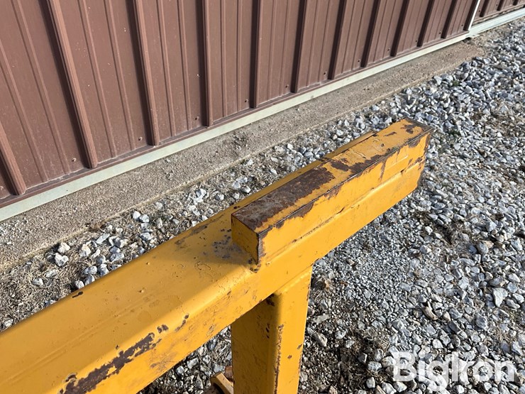 value-eng-3-pt-receiver-hitch-attachment/head-carrier-image-16