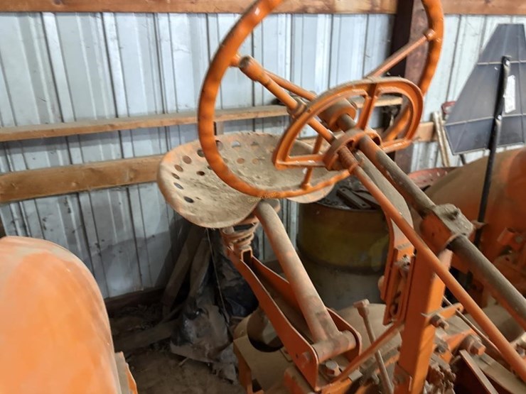 allis-chalmers-wc-tractor-image-7