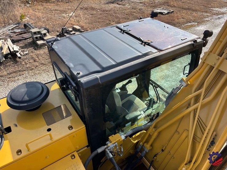 2018-caterpillar-326fl-image-77