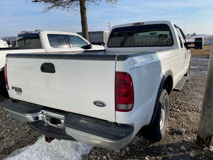 2001-ford-f250-image-7