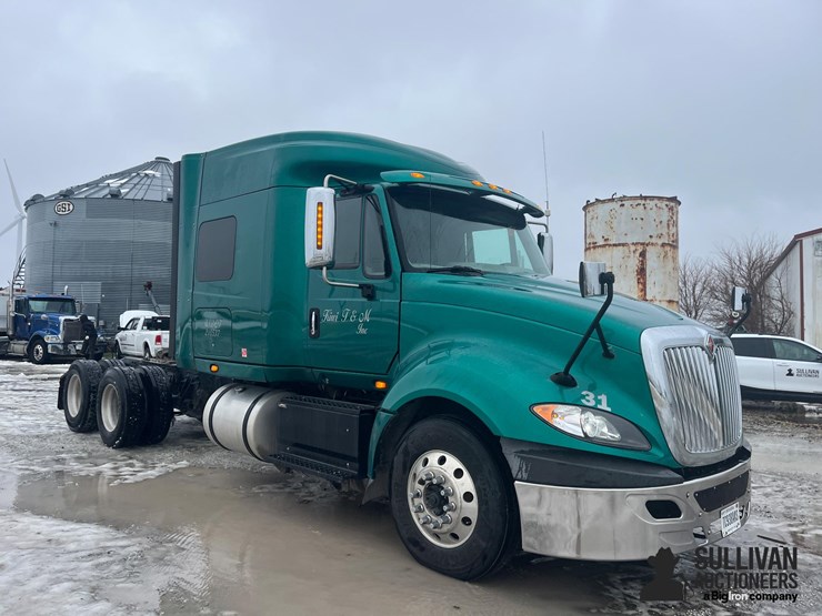 2016-international-prostar-image-3